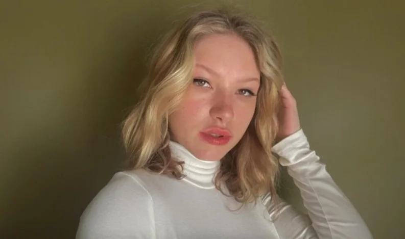 Livia Voigt (Age: 19, Net Worth: $1.1 Billion)